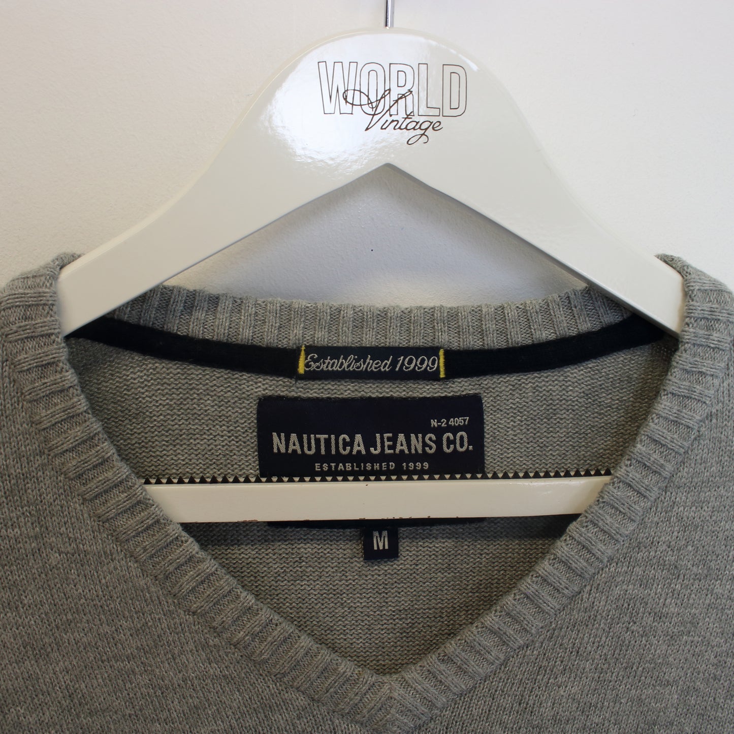 Vintage Nautica knitted sweatshirt in grey. Best fits M