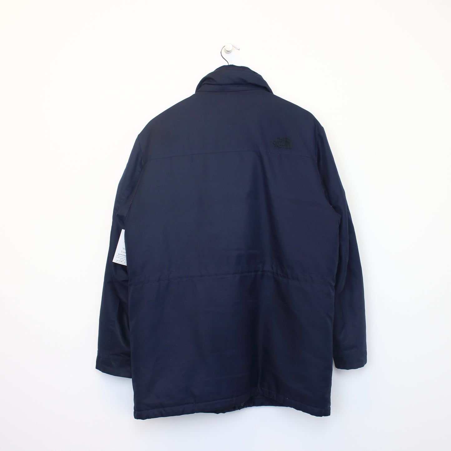 The North Face McMurdo series puffer jacket in navy. Best fits XL