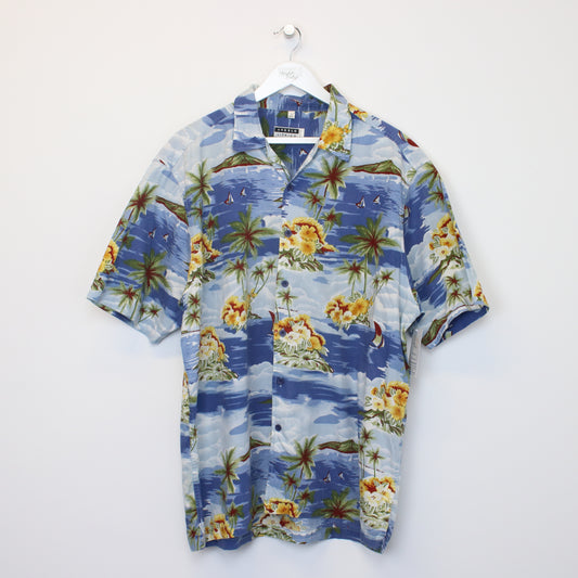 Vintage Angelo Litrico Hawaiian shirt. Best fits XL