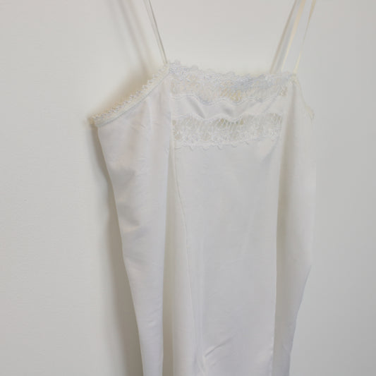 Vintage women's Dmart cami in white. Best fits M