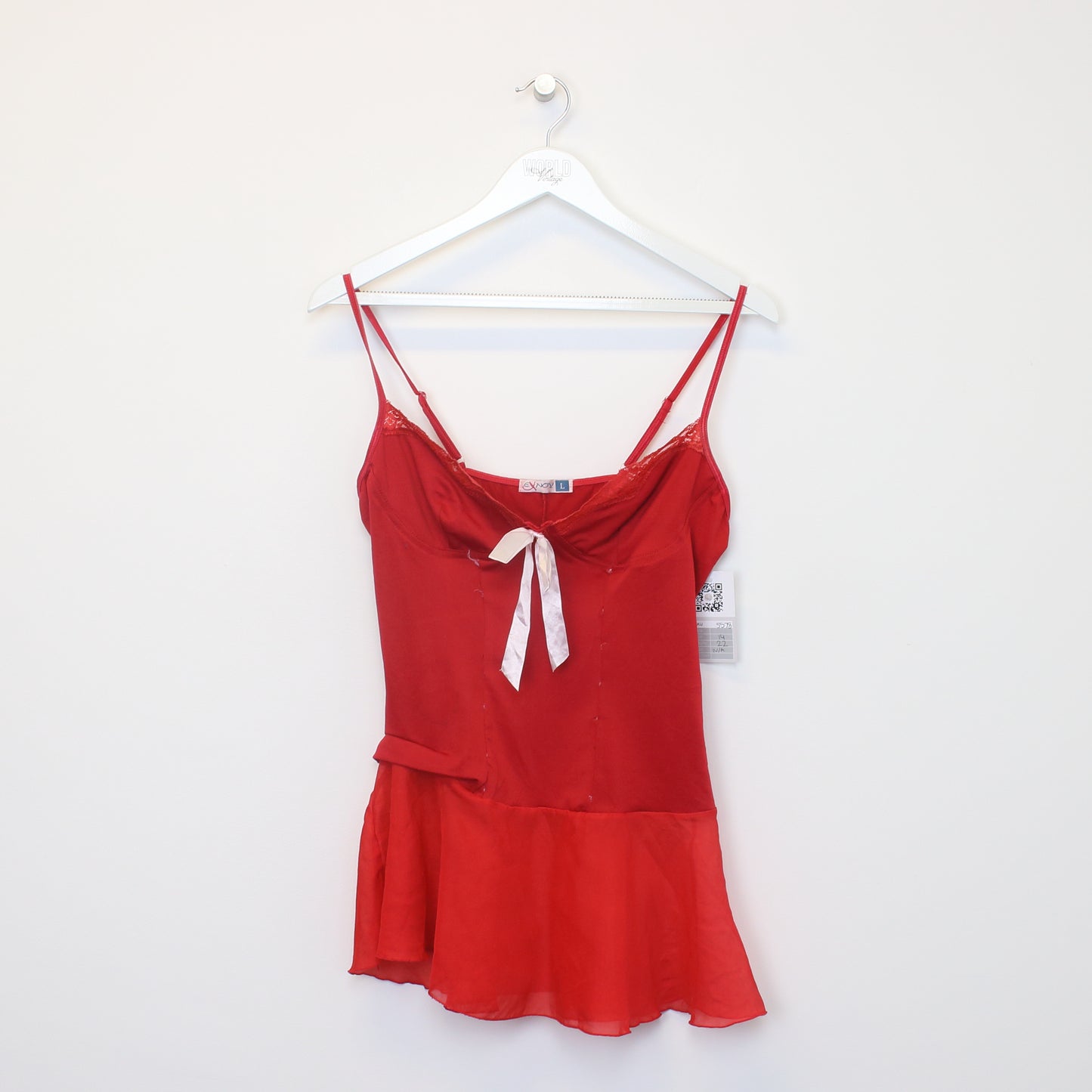 Vintage women's Exnoy cami in Red. Best fits M