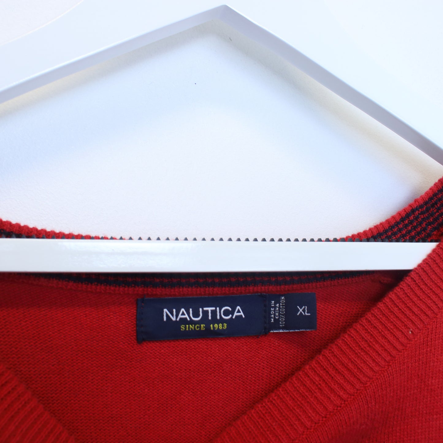 Vintage Nautica Knit sweatshirt in red. Best fits XL