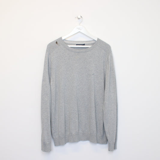 Vintage Nautica knit sweatshirt in grey. Best fits L