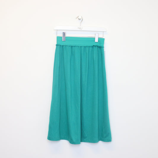 Vintage Unbranded skirt in green. Best fits XS