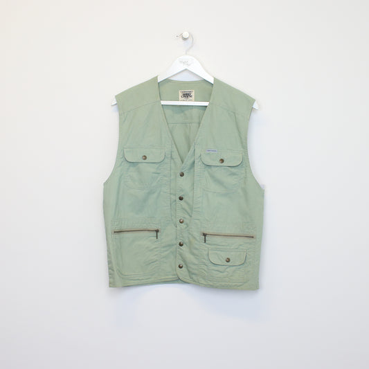 Vintage Wood Crane vest in green. Best fits L