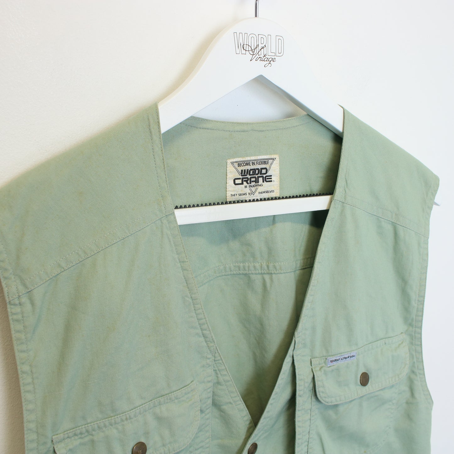 Vintage Wood Crane vest in green. Best fits L