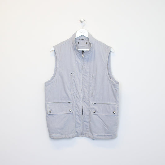 Vintage Unbranded vest in blue and white. Best fits L