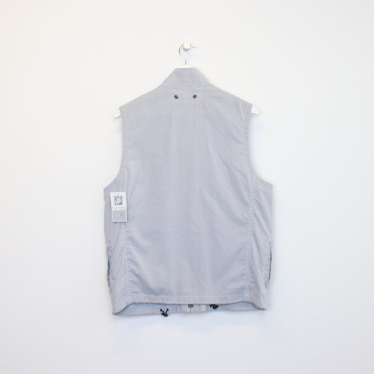 Vintage Unbranded vest in blue and white. Best fits L