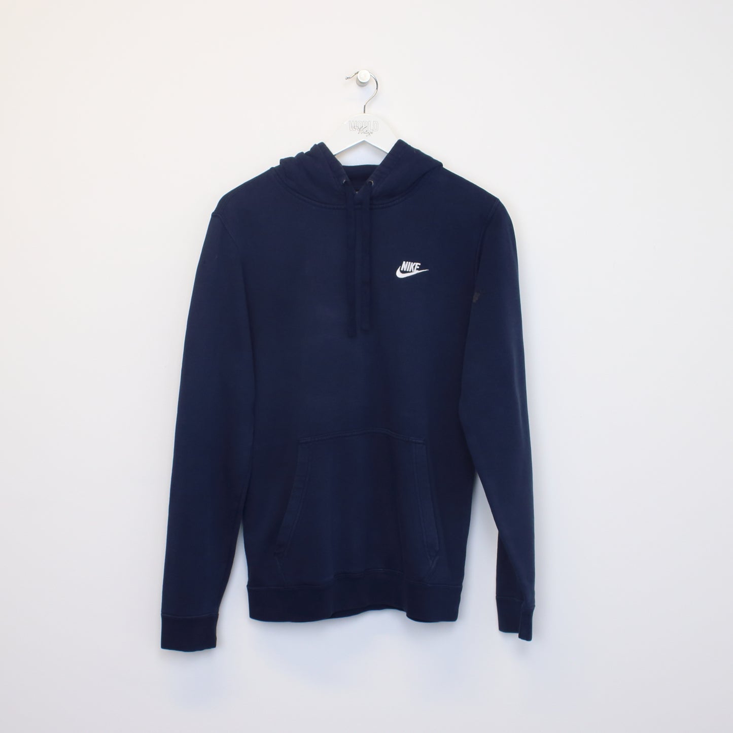 Vintage Nike hoodie in navy. Best fits S