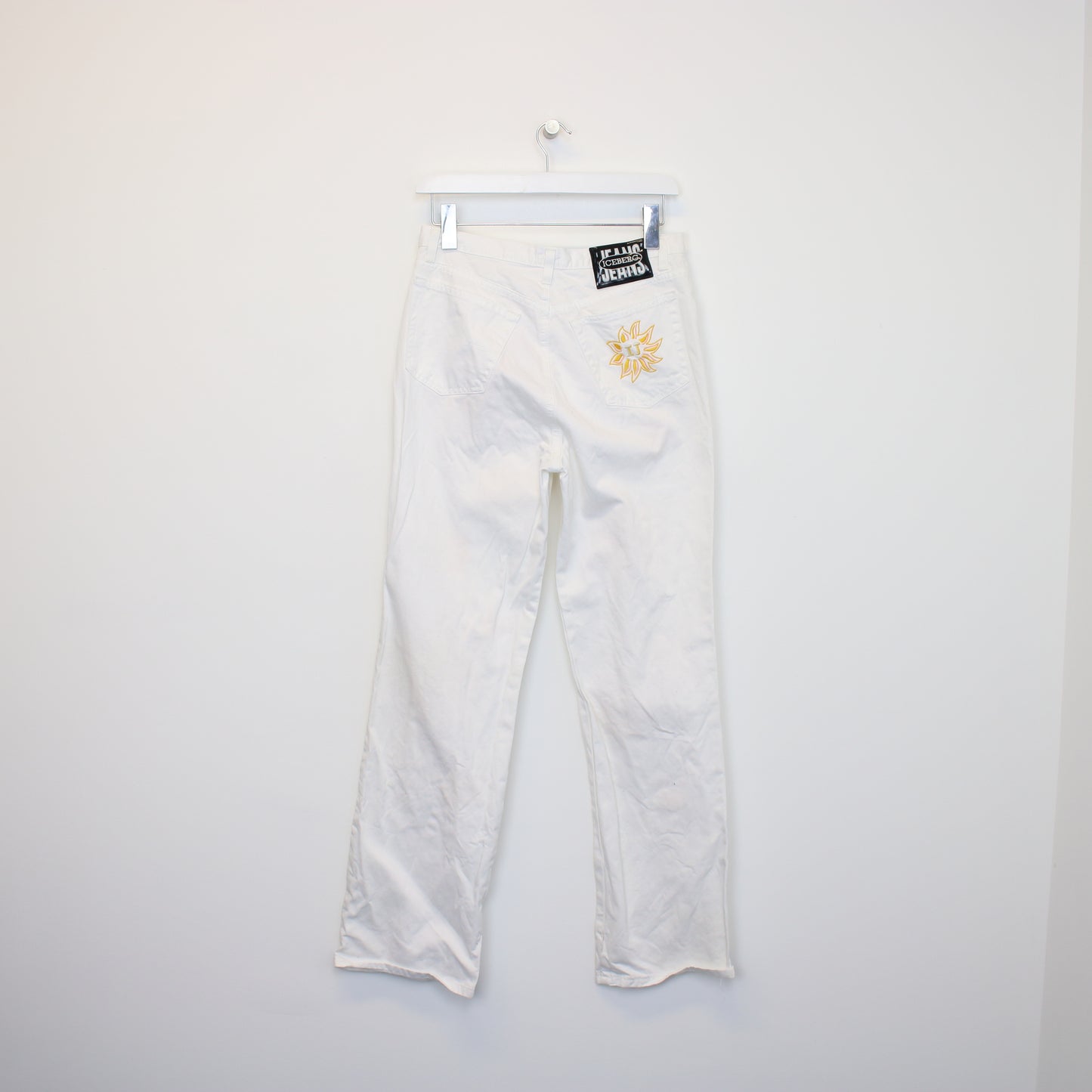 Vintage Iceberg jeans in white. Best fits W29