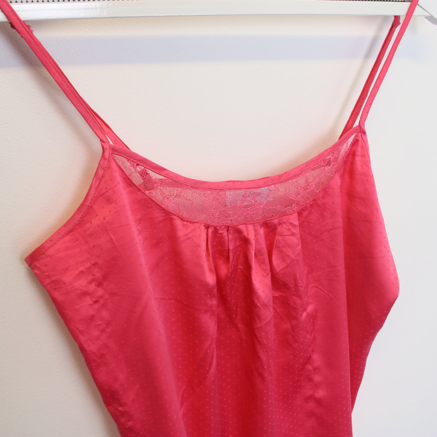 Vintage women's Etam cami in pink. Best fits M