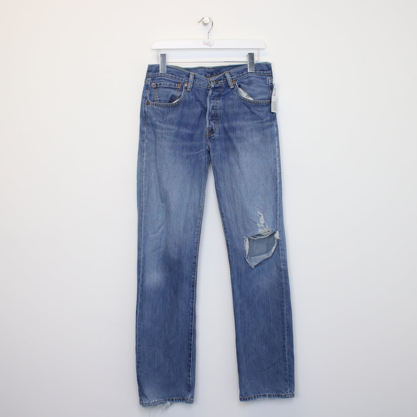 Vintage Levis Jeans in blue. Best fits W30 L43