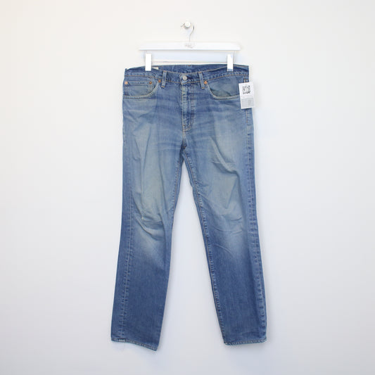 Vintage Levis Jeans in blue. Best fits W38 L38