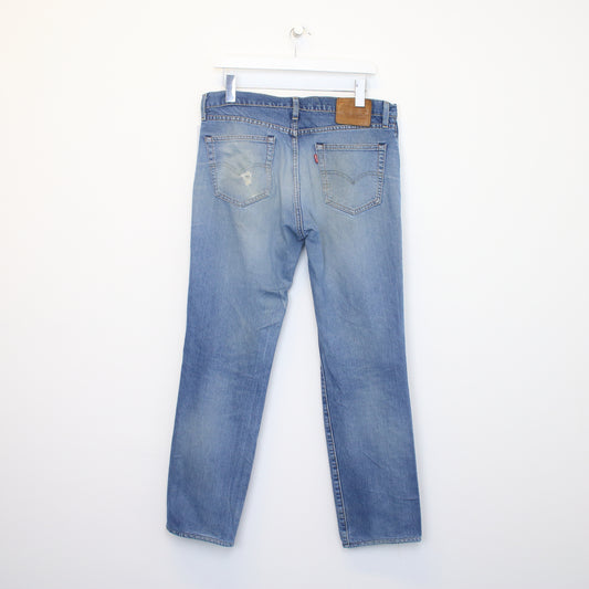 Vintage Levis Jeans in blue. Best fits W38 L38