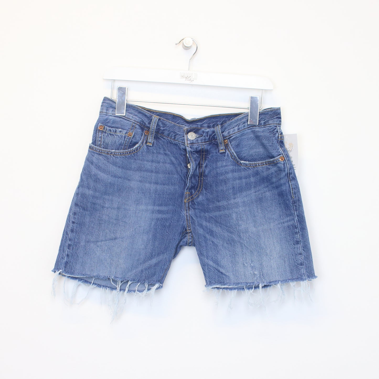 Vintage Levis Shorts in blue. Best fits W30 L15
