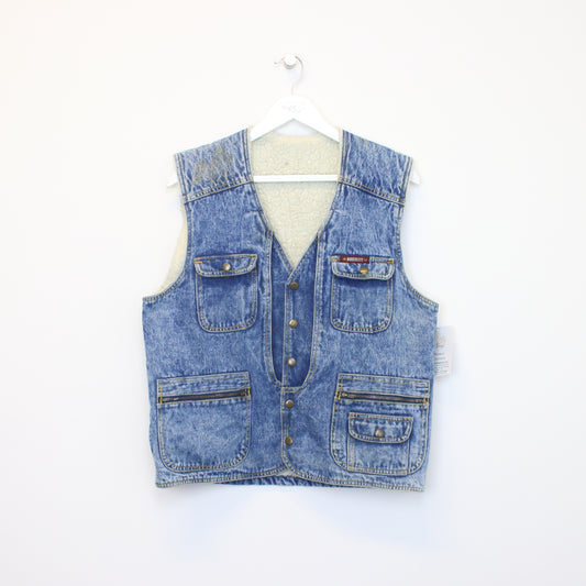 Vintage Unbranded vest in blue. Best fits L