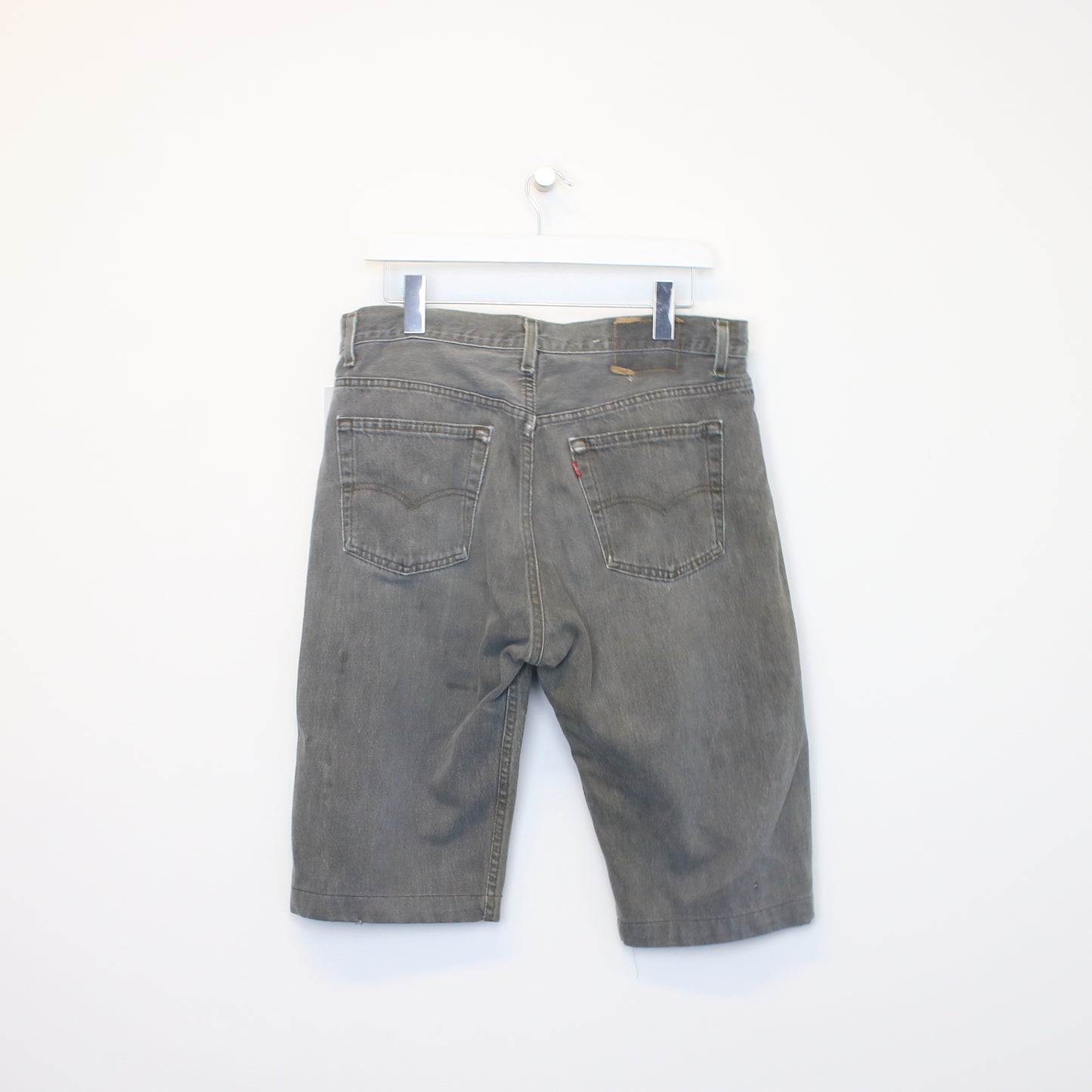 Vintage Levis denim shorts in grey. Best fits 36W