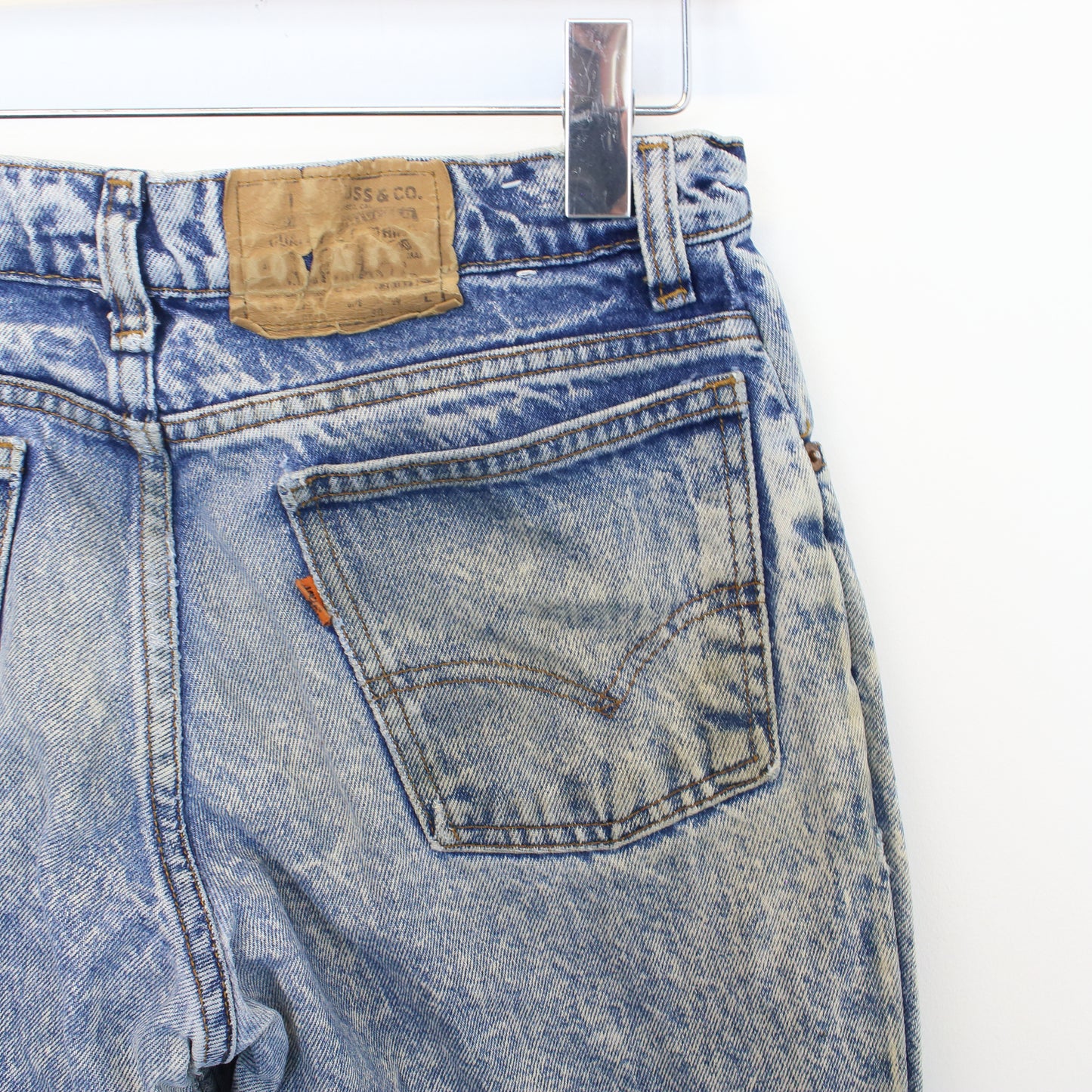 Vintage Levi's jeans in Blue. Best fits 30W