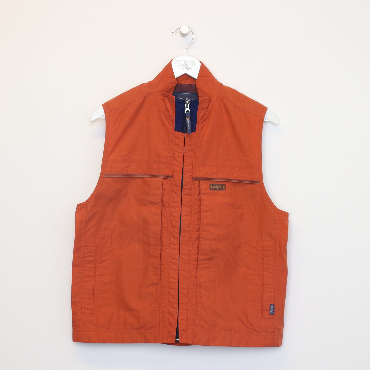 Vintage Divisa vest in Orange. Best fits M