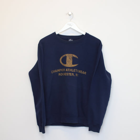 Vintage Champion sweatshirt in Navy. Best fits M