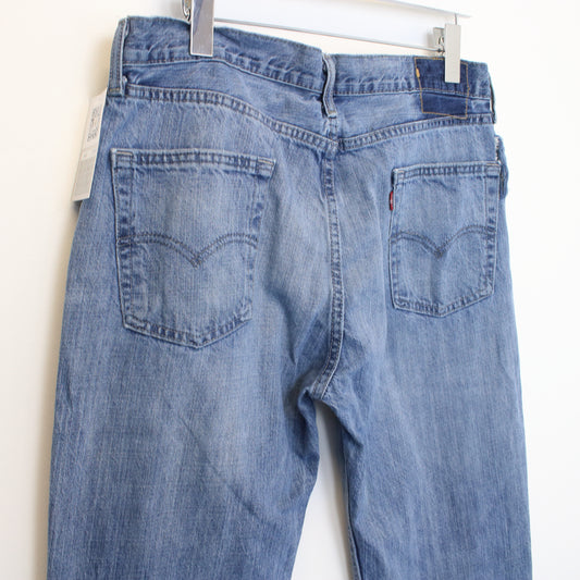 Vintage Levi's jeans in Blue. Best fits 34W