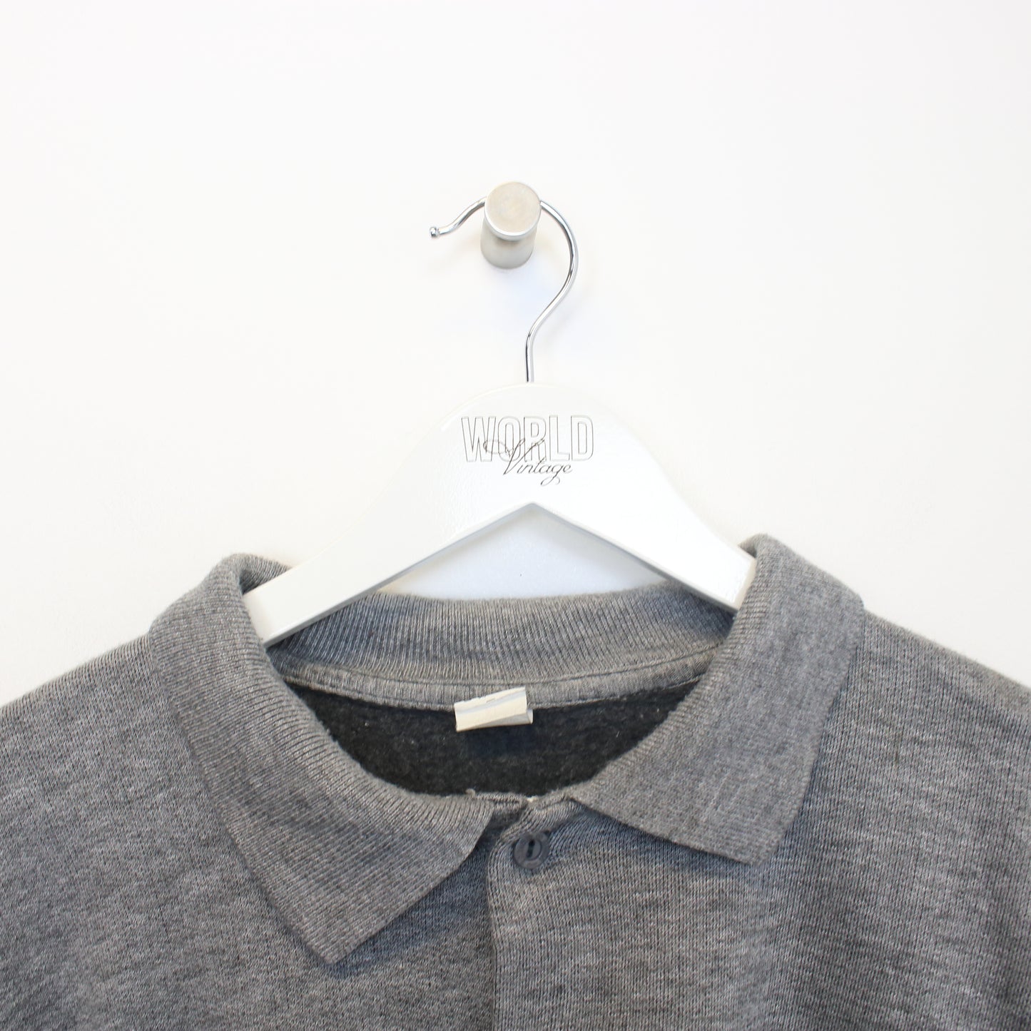 Vintage Unbranded collared sweatshirt in Grey. Best fits XL