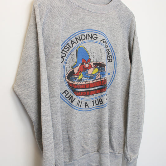 Vintage Warner Brothers sweatshirt in Grey. Best fits M