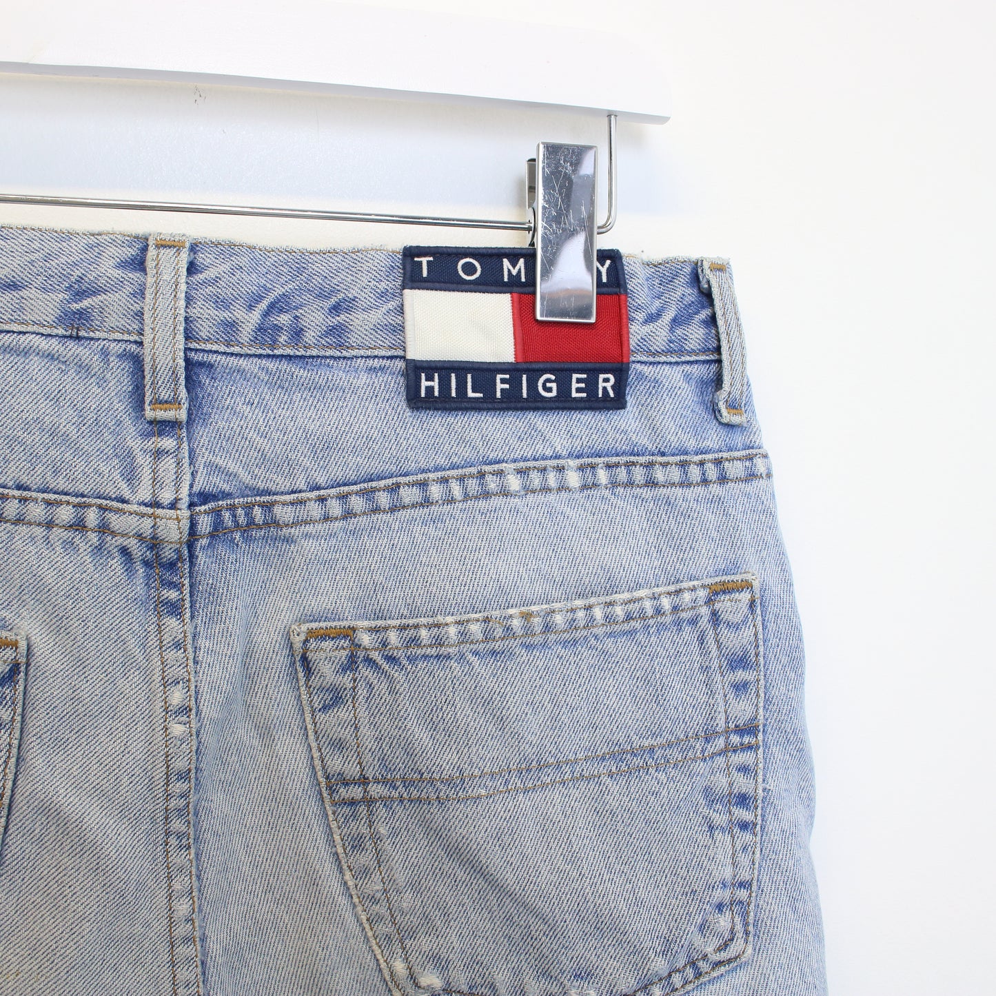 Vintage Tommy Hilfiger jean shorts. Best fits W33