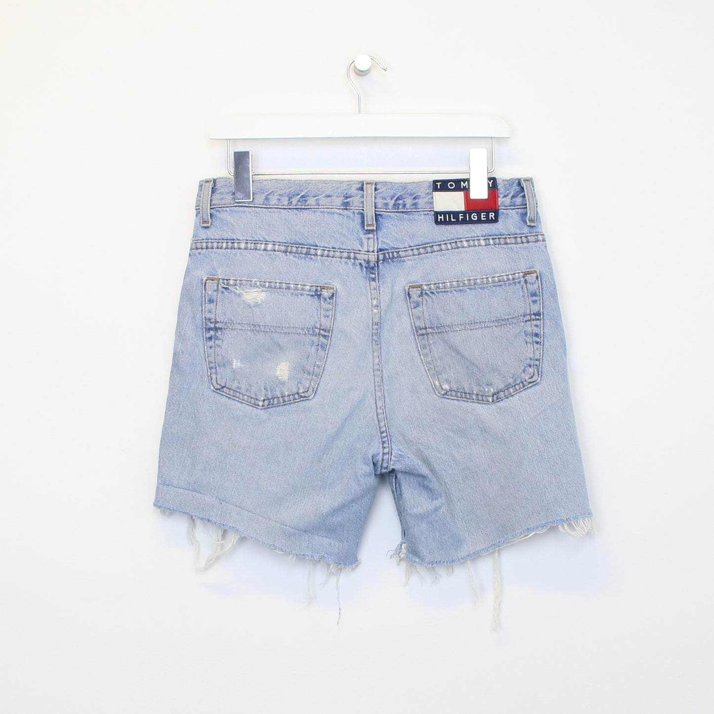 Vintage Tommy Hilfiger jean shorts. Best fits W33