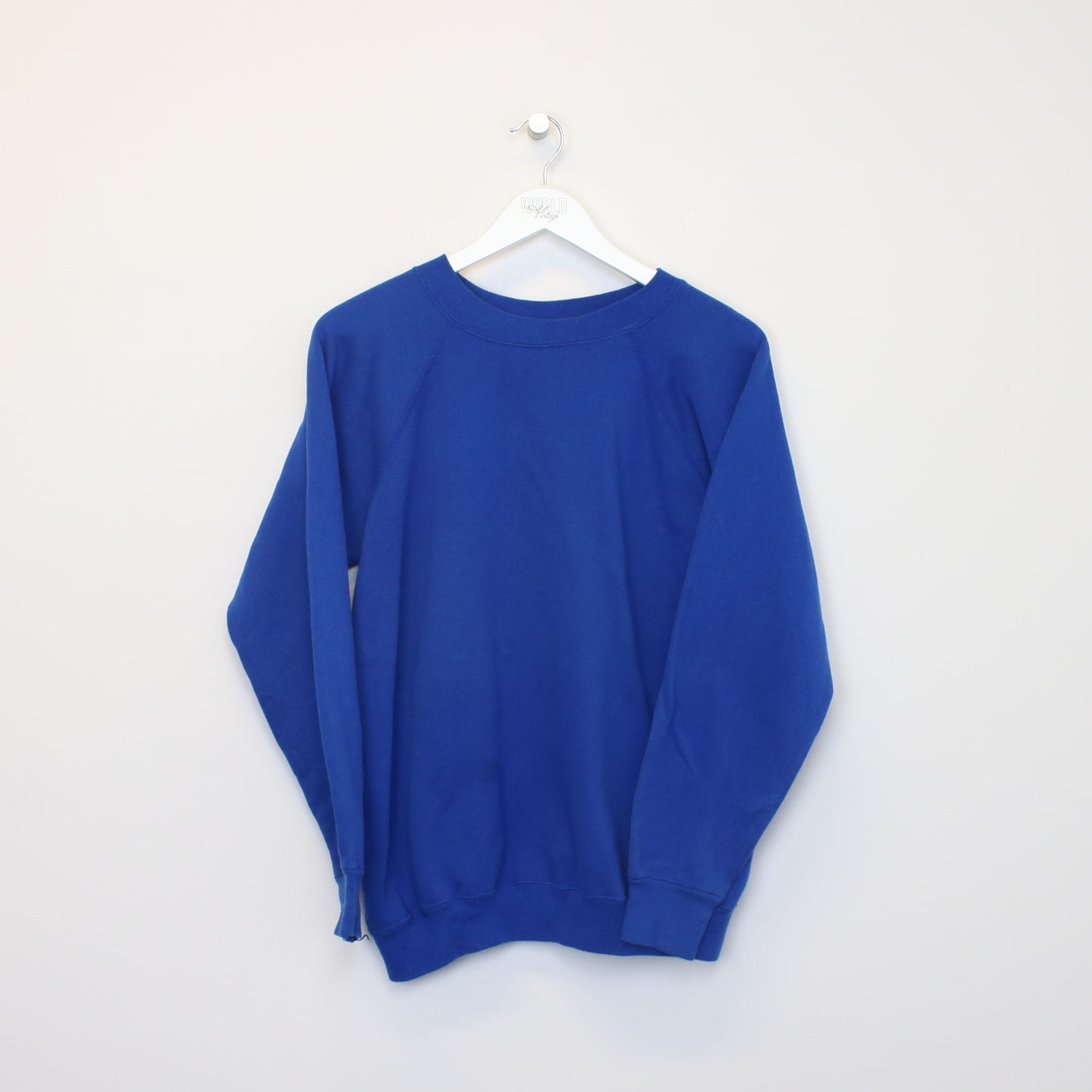 Vintage Unbranded sweatshirt in Blue. Best fits L