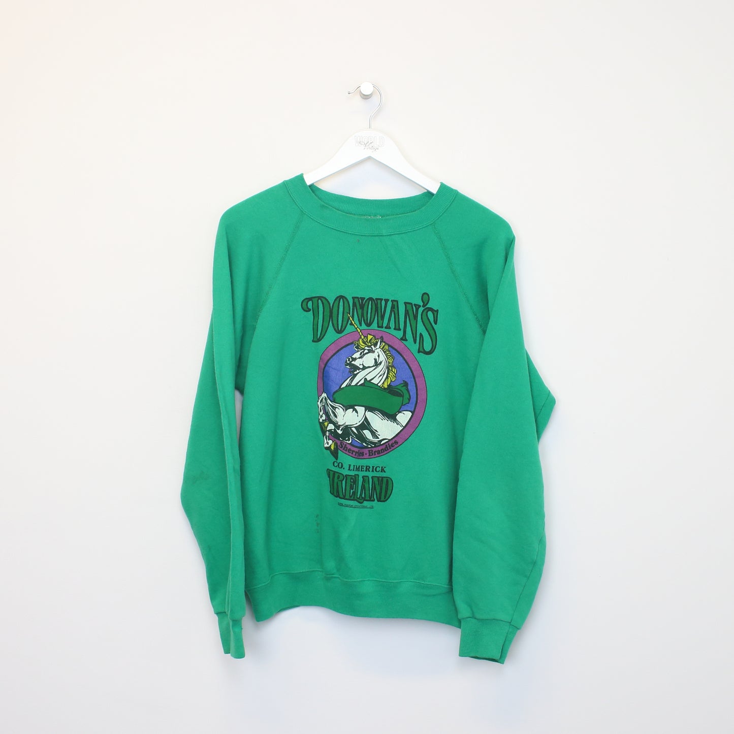 Vintage Unbranded sweatshirt in Green. Best fits L