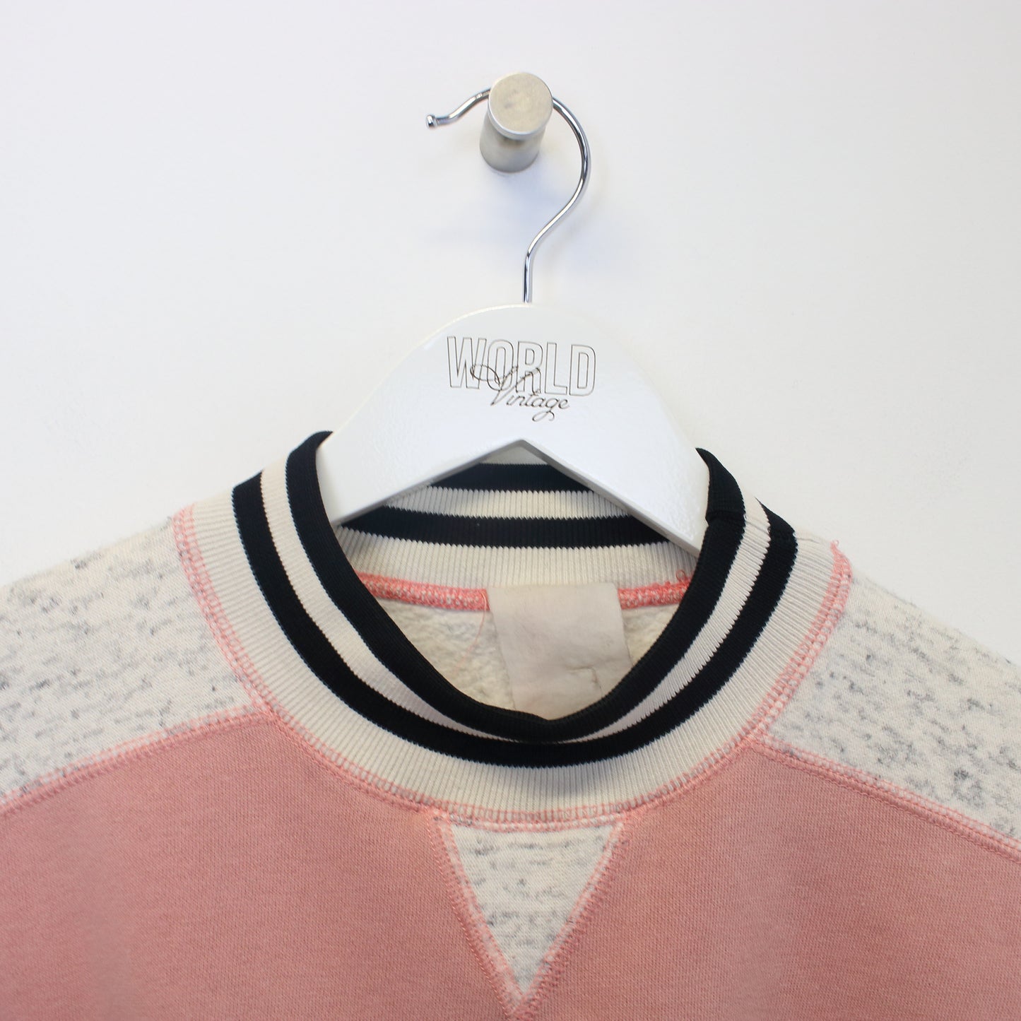 Vintage Unbranded sweatshirt in Pink. Best fits M