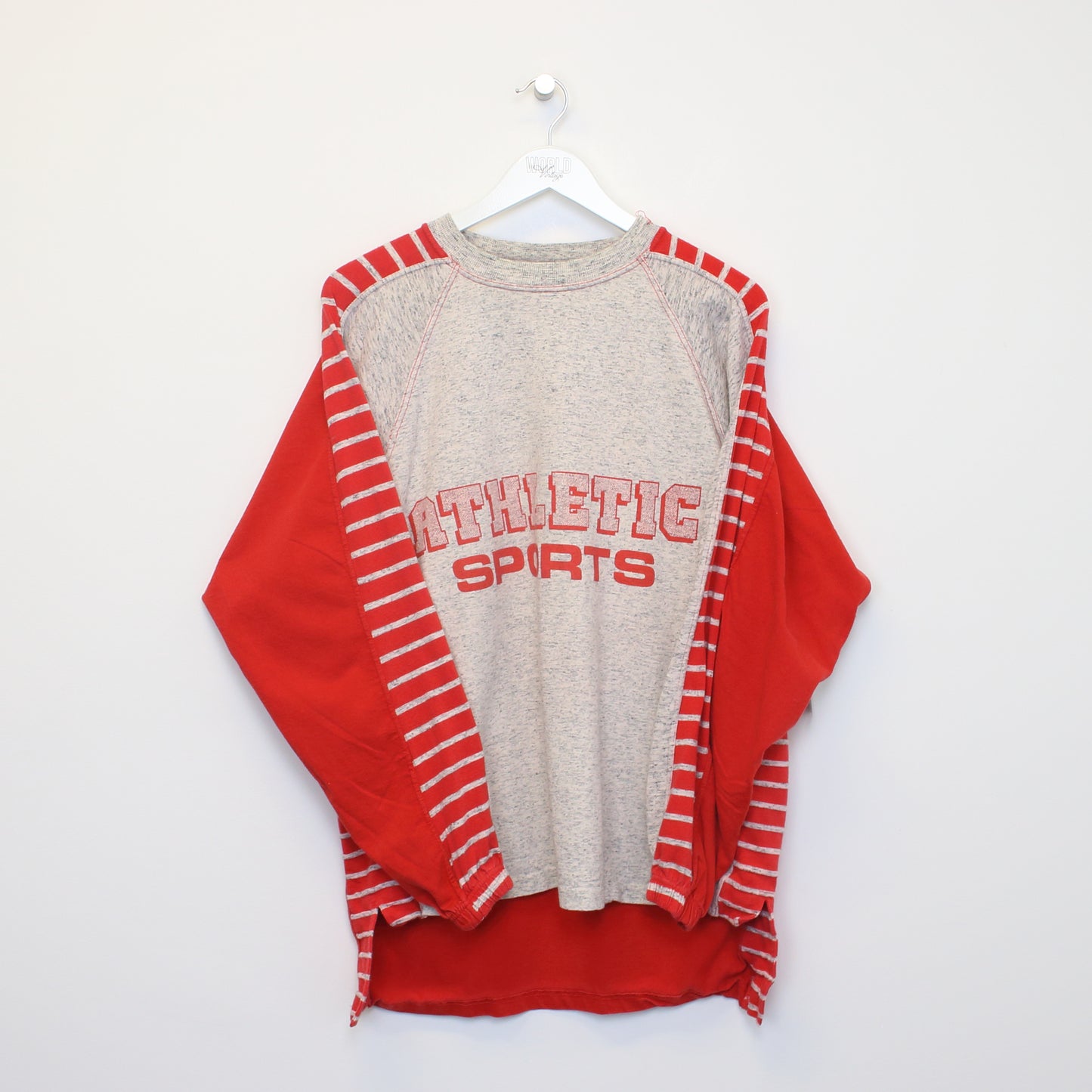 Vintage Jogging puls sweatshirt in Grey and Red. Best fits L