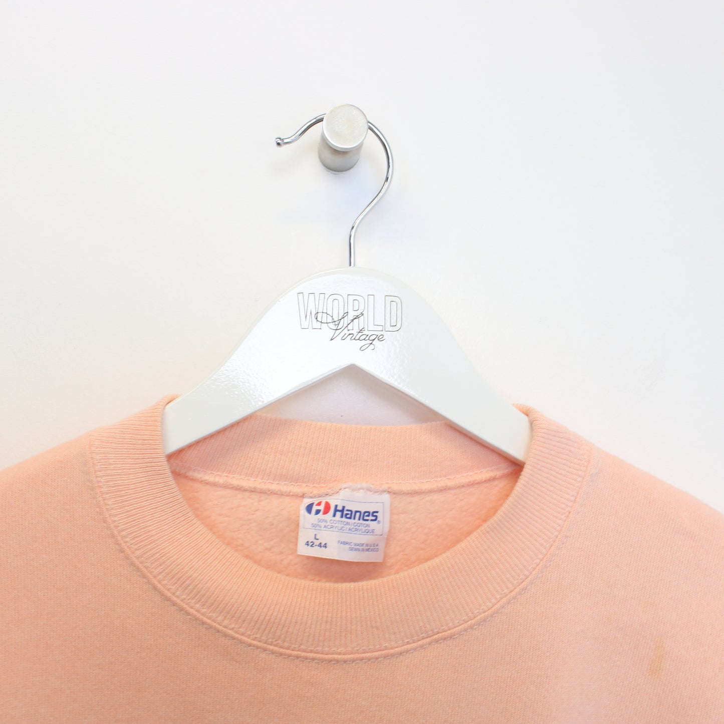 Vintage Unbranded sweatshirt in Pink. Best fits L