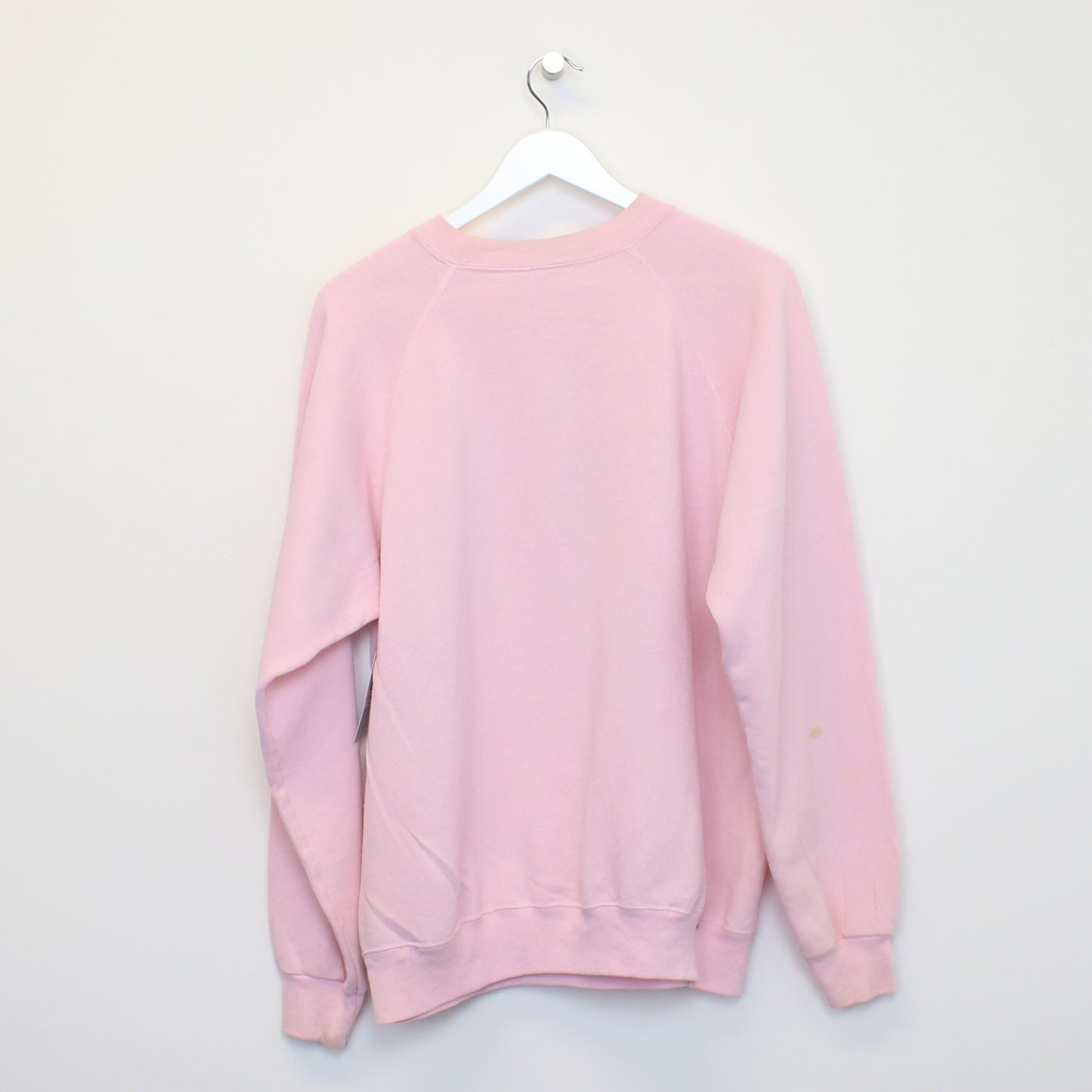 Vintage Unbranded sweatshirt in Pink. Best fits L