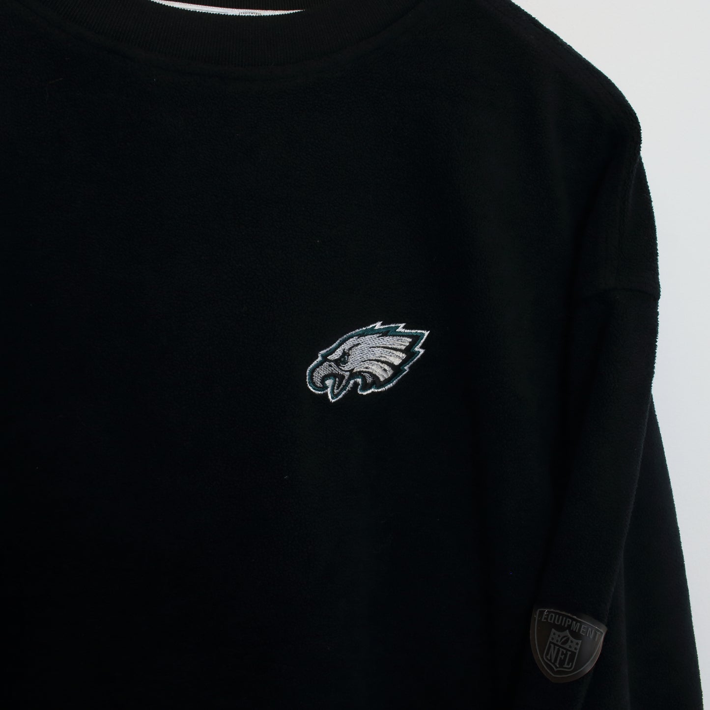 Vintage NFL Philadelphia Eagles fleece sweatshirt in black. Best fits L