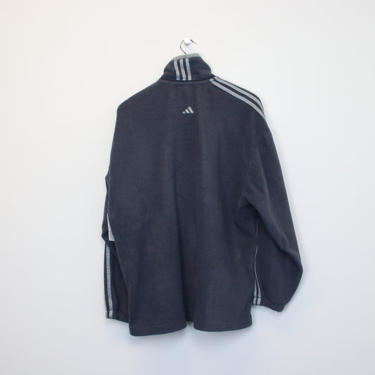 Vintage Adidas fleece in grey. Best fits L