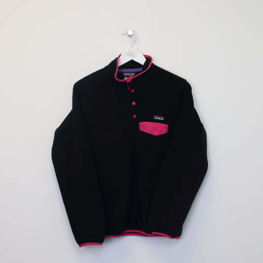 Vintage Patagonia fleece in pink and black. Best fits S