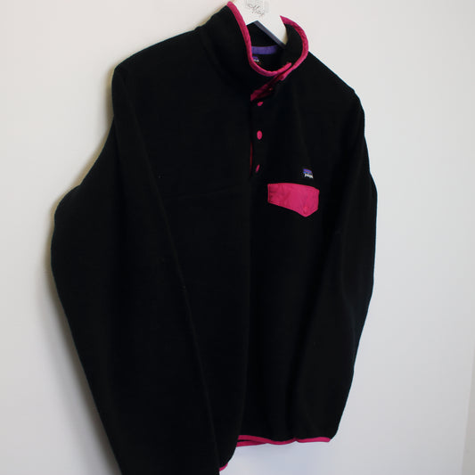 Vintage Patagonia fleece in pink and black. Best fits S