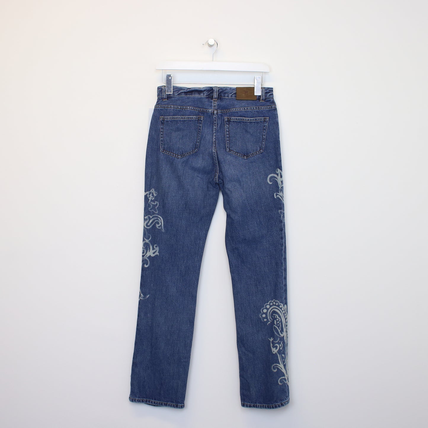 Vintage Ralph Lauren jeans in blue. Best fits W26 L31