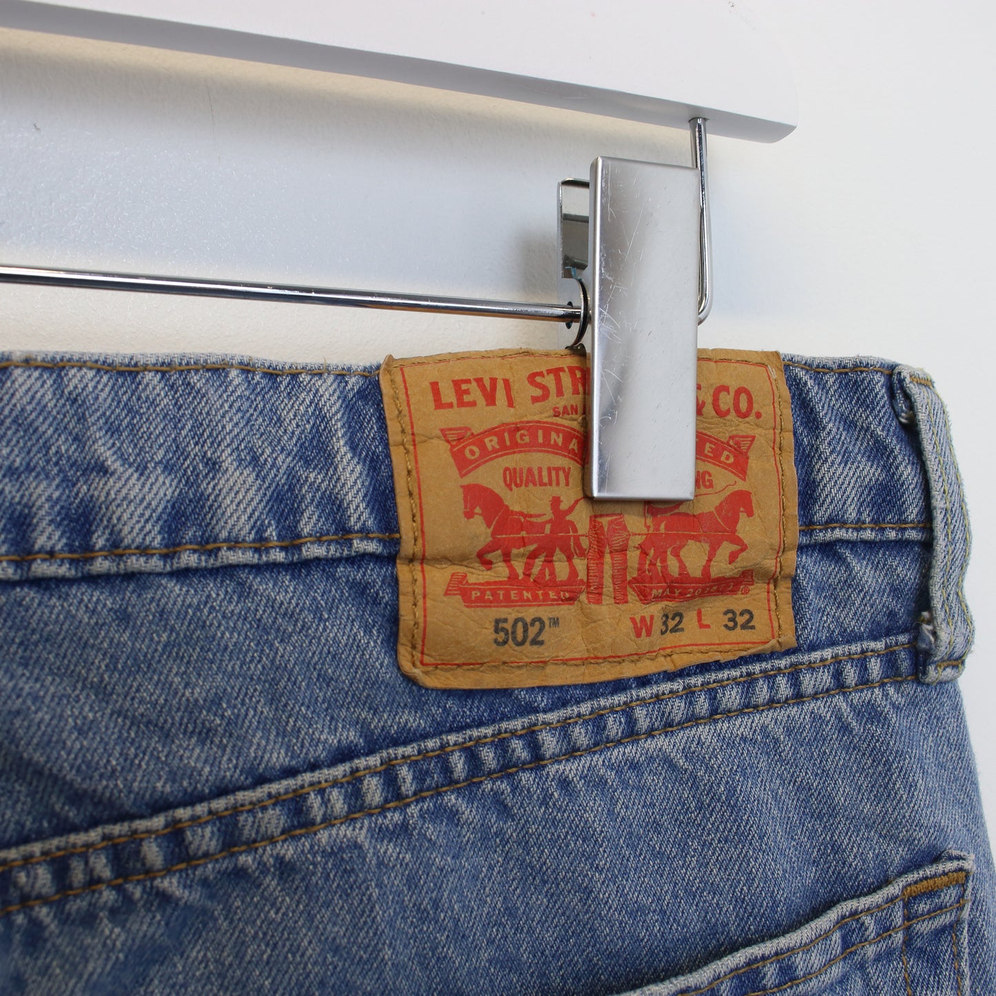 Vintage Levi's jeans in blue. Best fits W32 L32