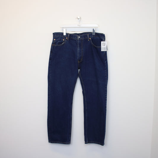 Vintage Levi's jeans in blue. Best fits W40 L32