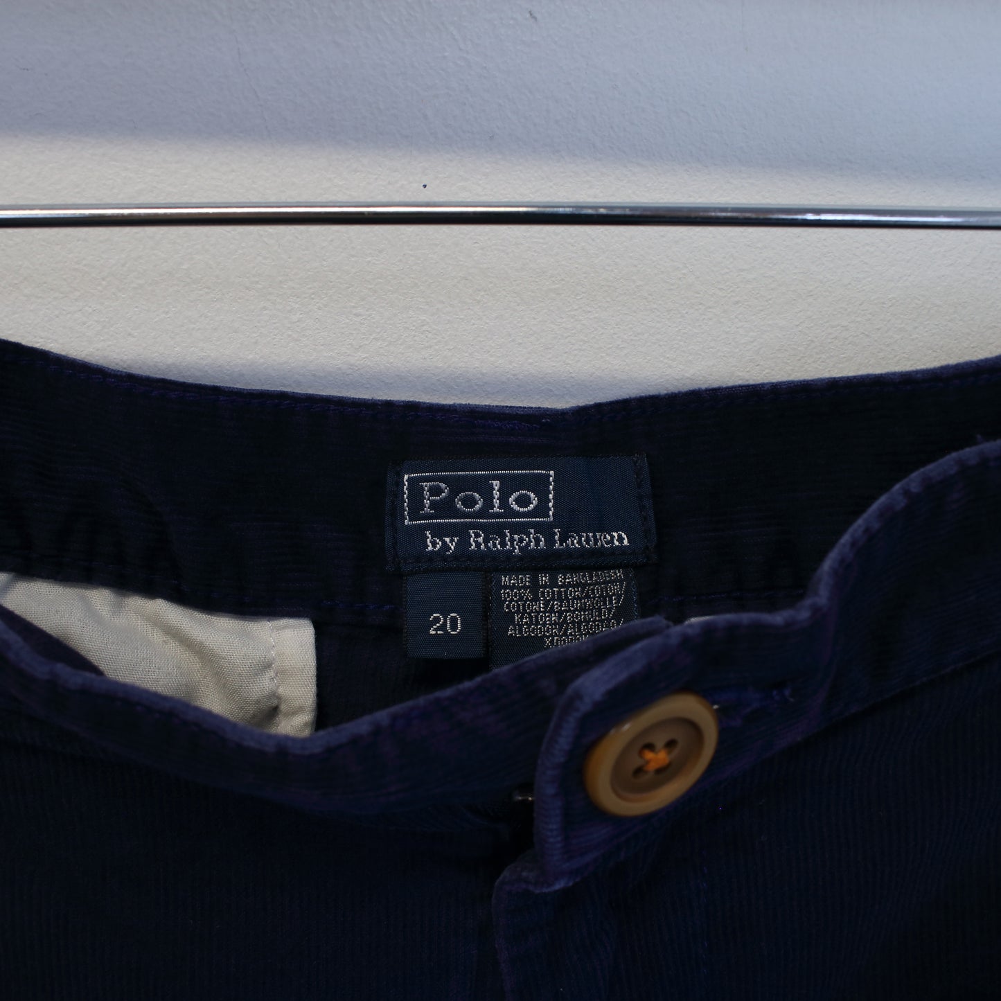 Vintage Polo Ralph Lauren shorts in blue. Best fits W30