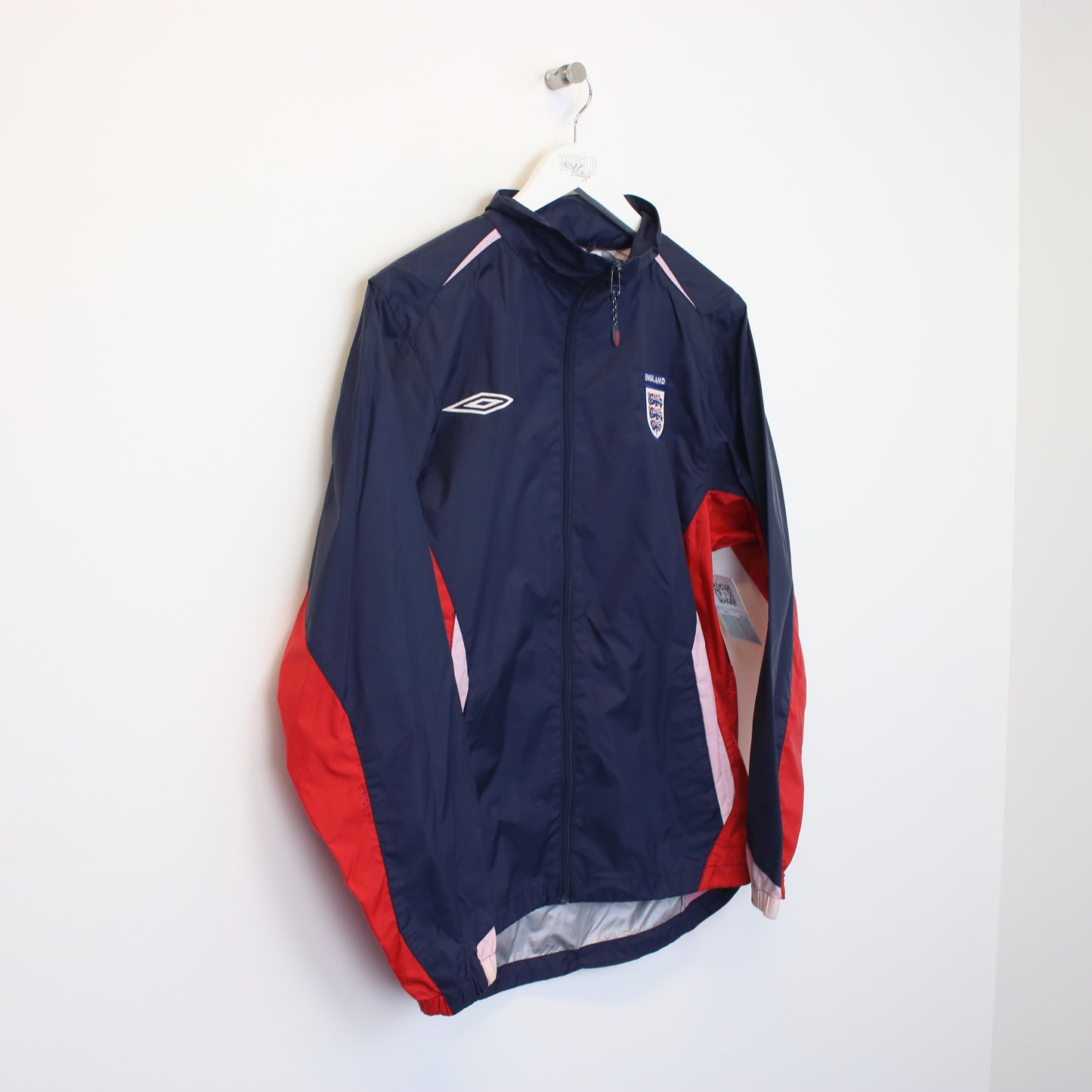 Vintage Umbro Jacket in blue and red. Best fits M