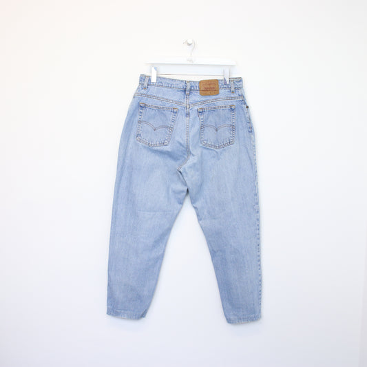 Vintage Levi's jeans in blue. Best fits W32 L25