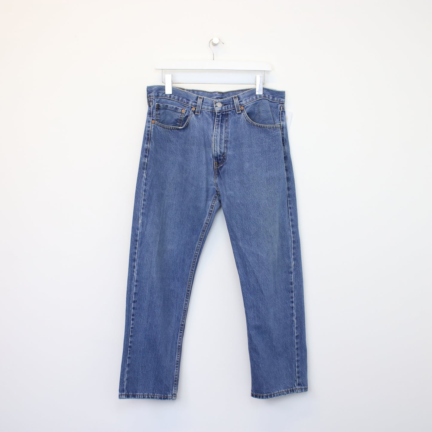 Vintage Levi's jeans in blue. Best fits W34 L24