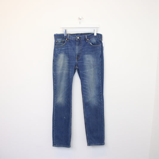 Vintage Levi's jeans in blue. Best fits W35 L29.5