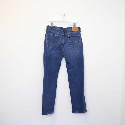 Vintage Levi's jeans in blue. Best fits W32 L30