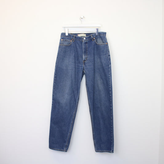 Vintage Levi's jeans in blue. Best fits W33 L30