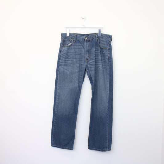 Vintage Levi's jeans in blue. Best fits W36 L31